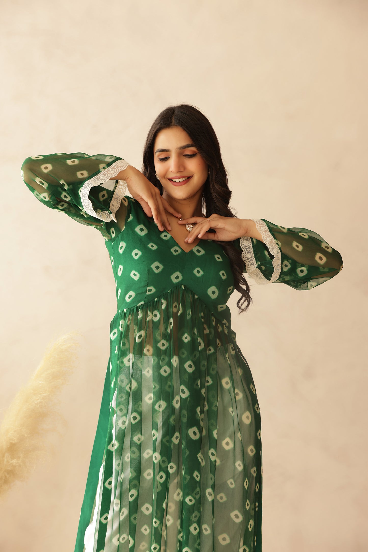 HANIA GREEN BANDHEJ KURTA SET
