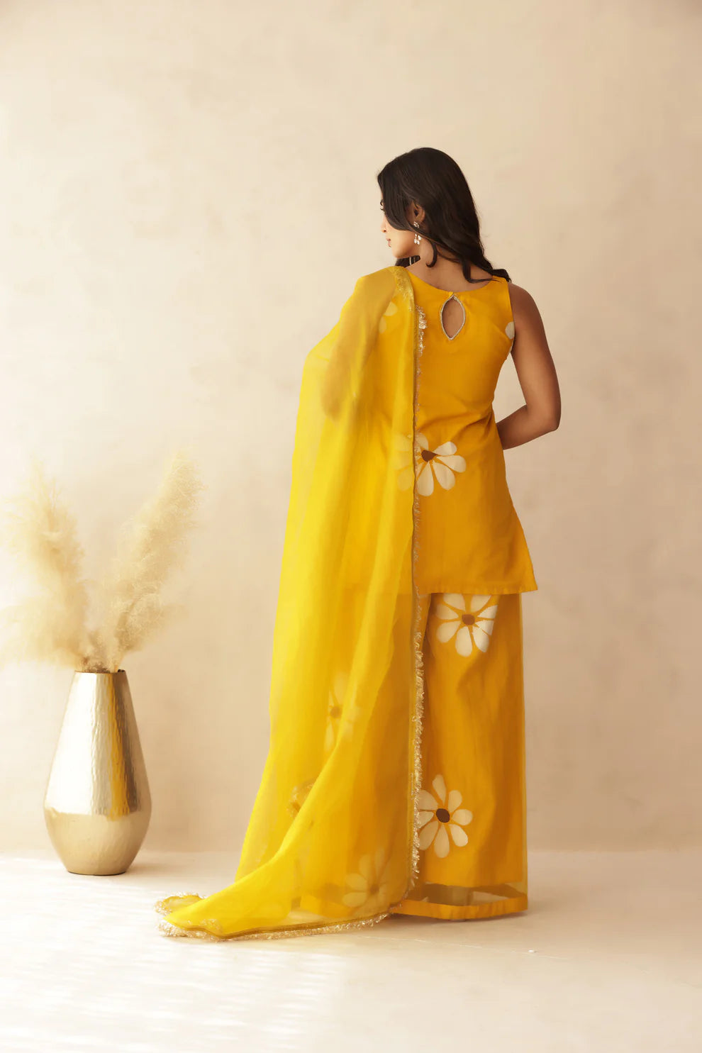 HEER RED HANDPAINTED SHARARA SET