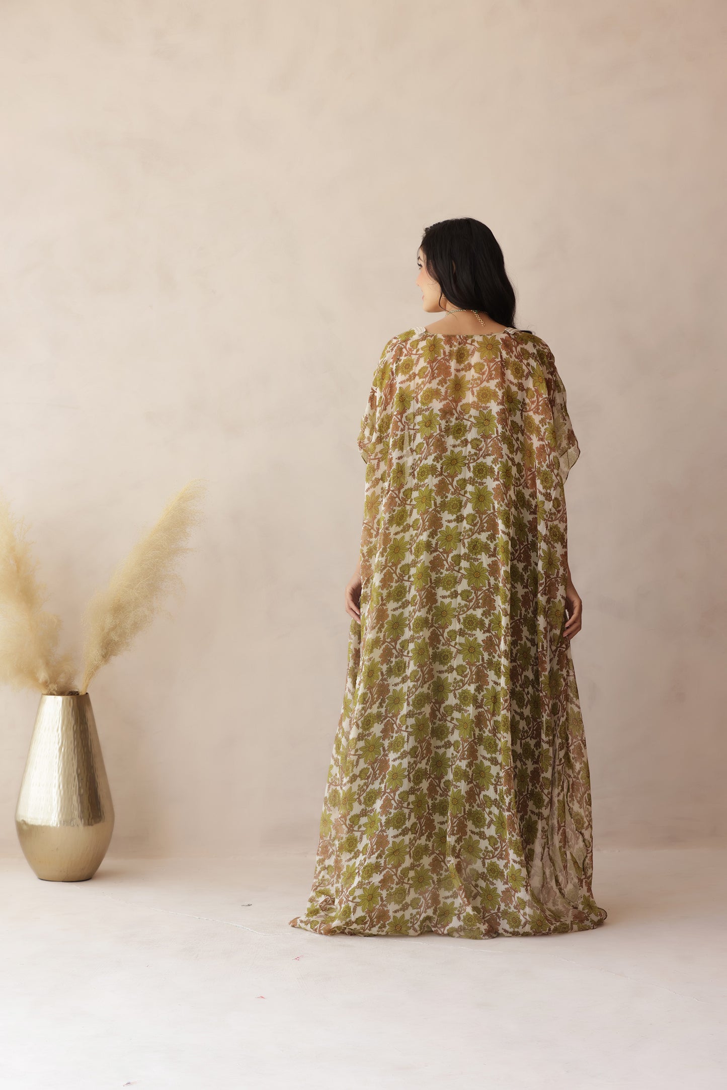 SAHAR FOREST SHRUG SET