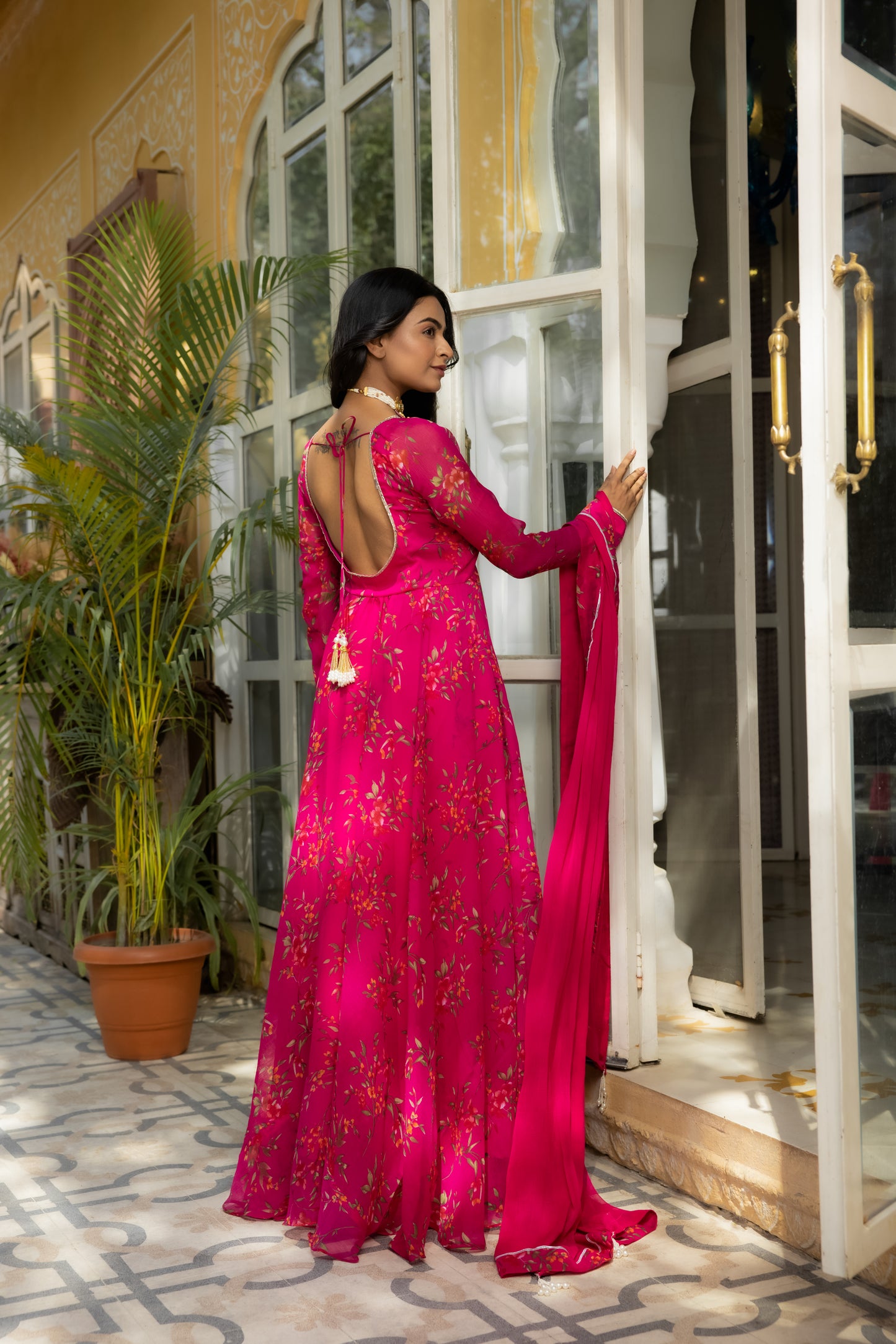 IDIKA MAGENTA PINK FLORAL PRINTED ANARKALI SET Deasha India
