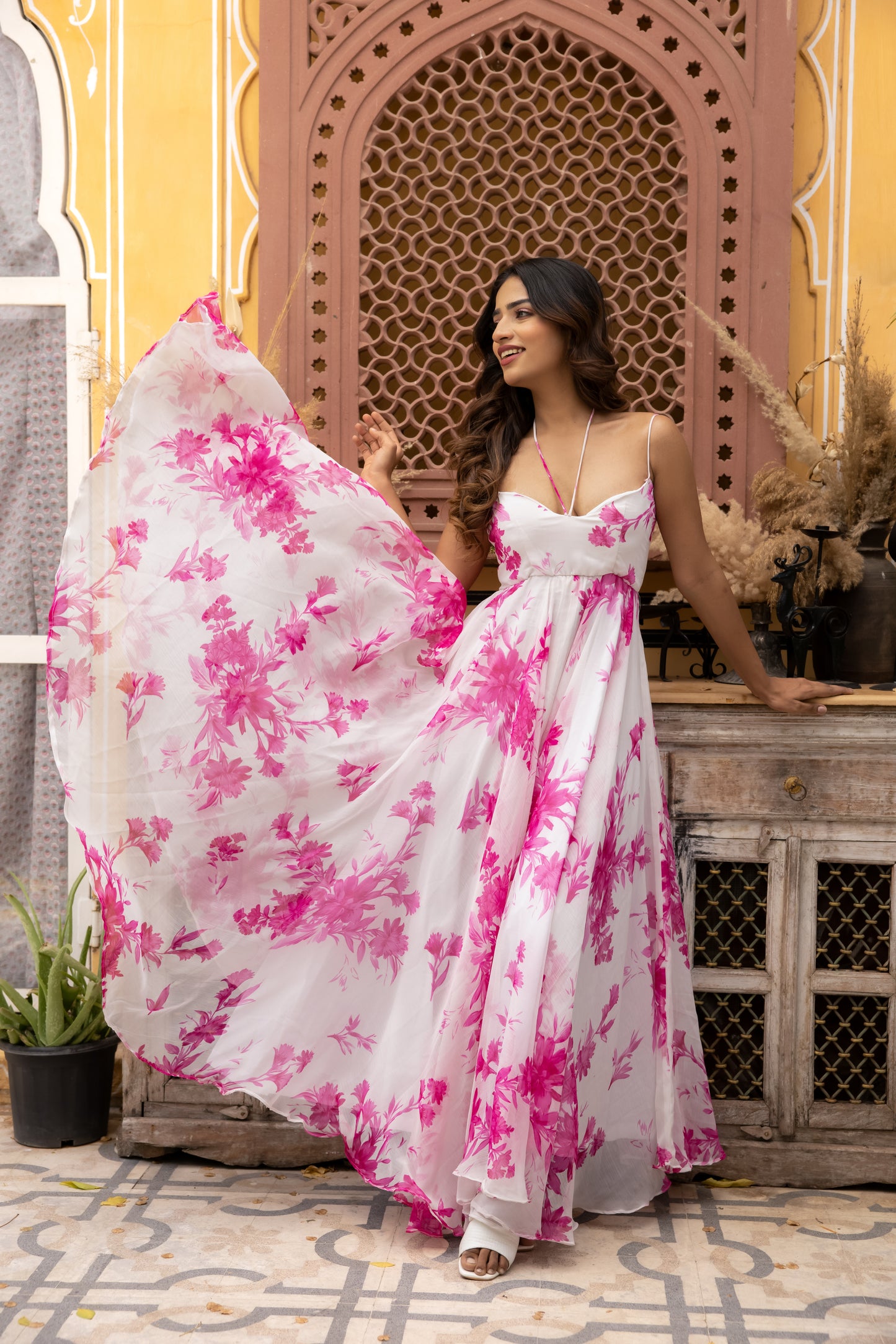 HAZEL PINK FLORAL PRINTED MAXI DRESS Deasha India