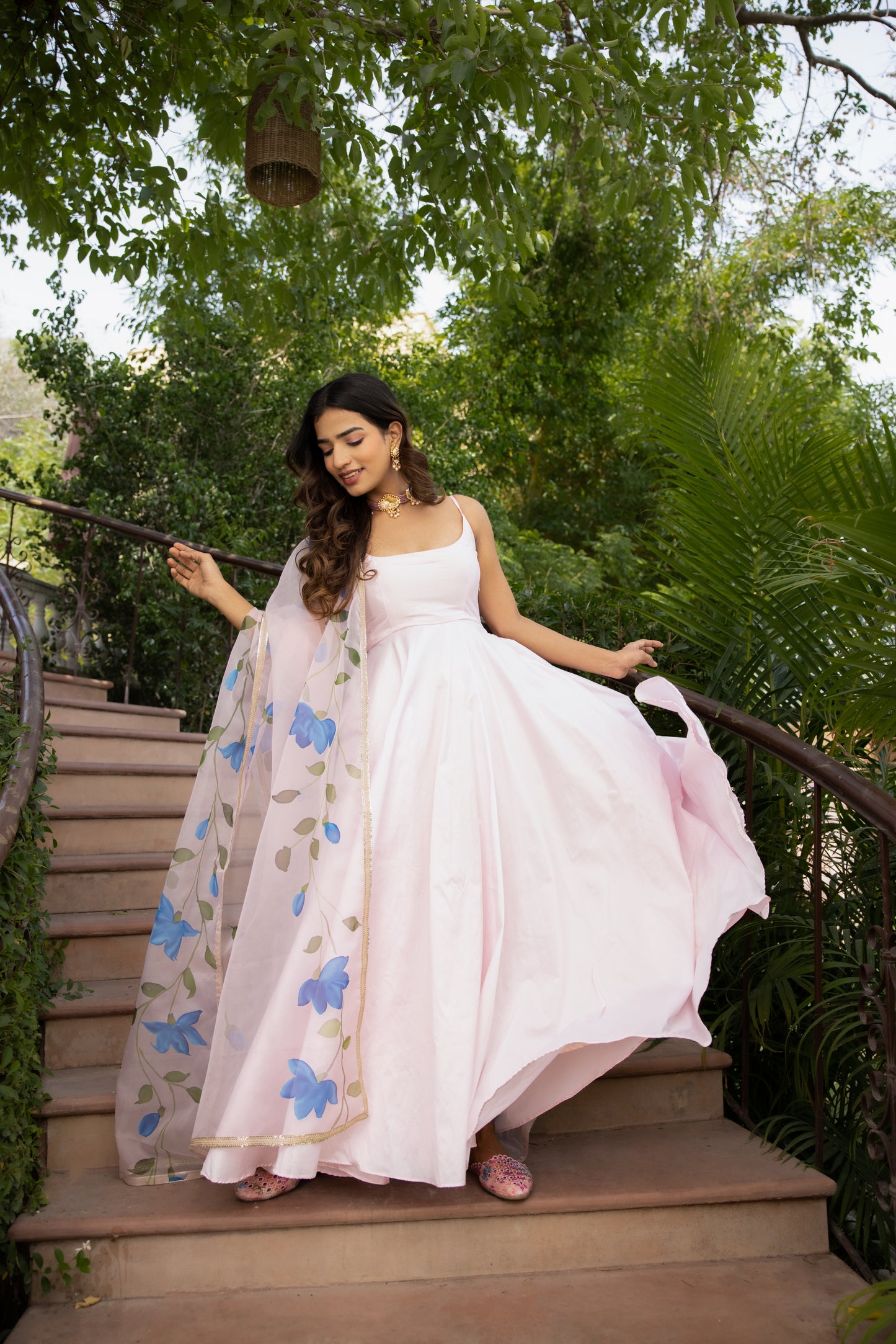 AMINA PASTEL PINK KURTA SET WITH HANDPAINTED DUPATTA Deasha India