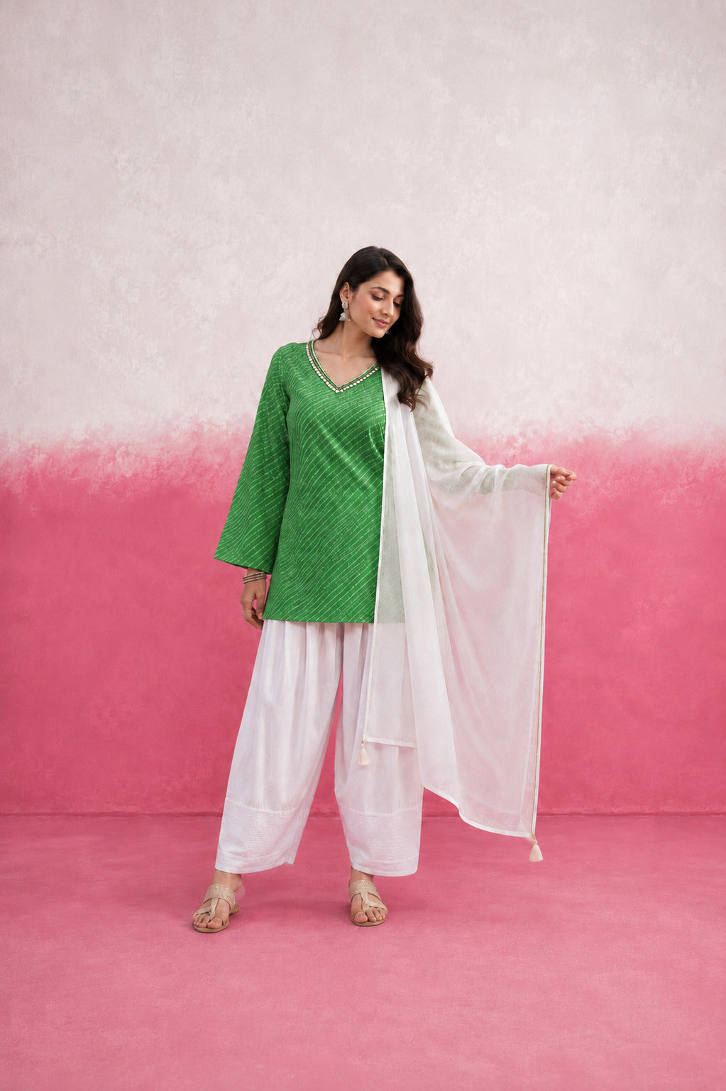 AMOLIKA GREEN LEHERIYA FARSHI SET