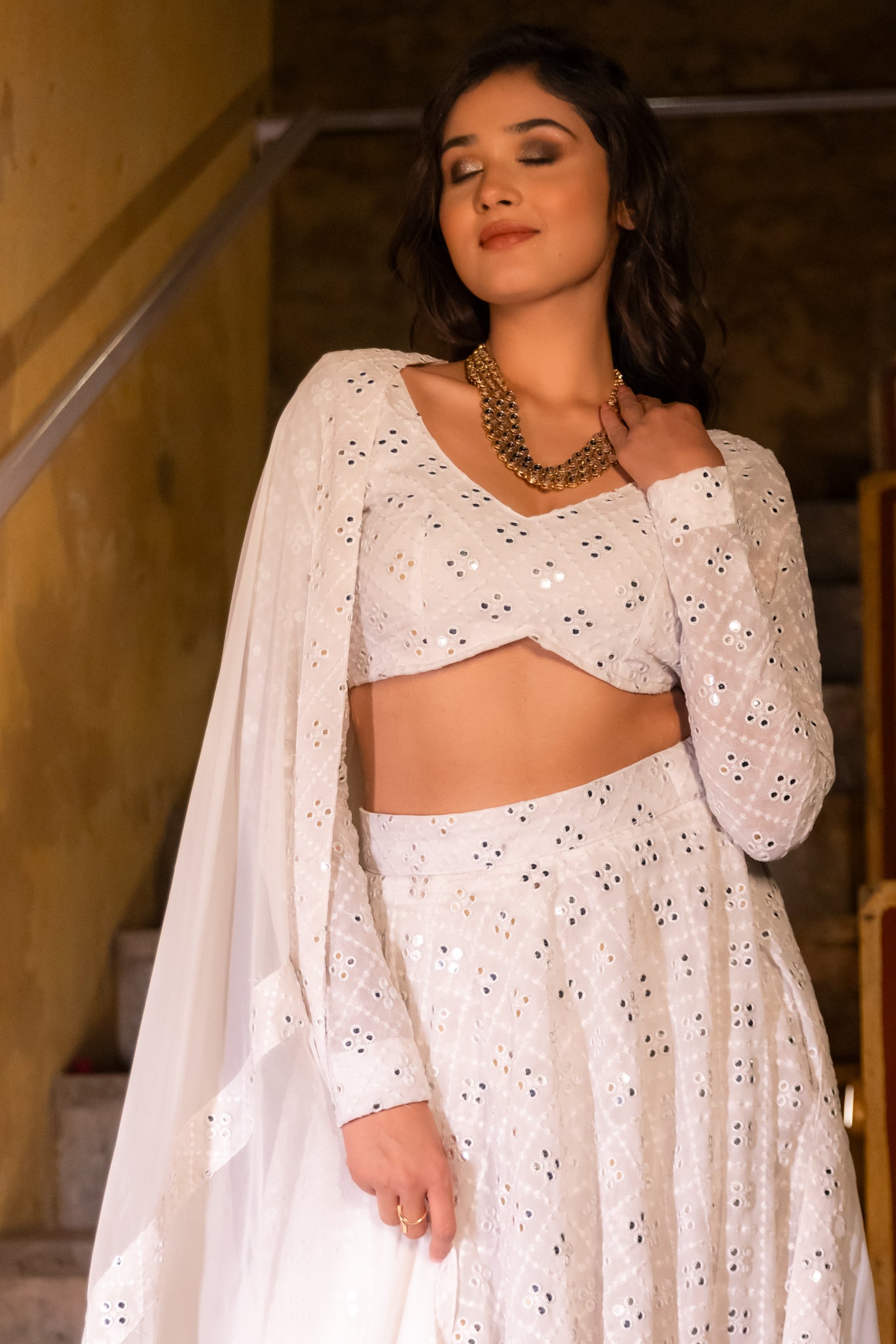 ISAHNI WHITE CHIKANKARI LEHENGA SET Deasha India