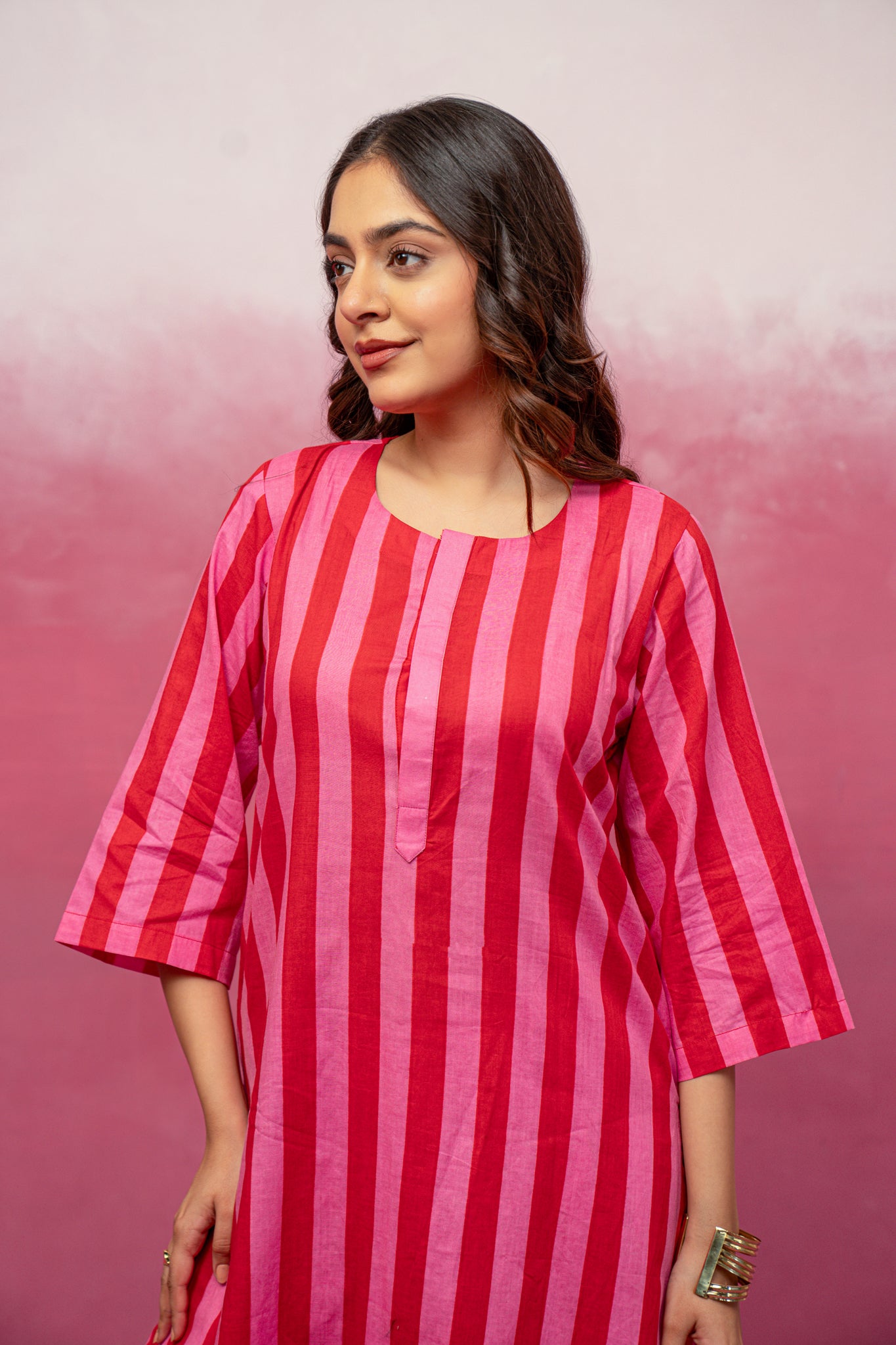 AKSYA RED-PINK STRIPED KURTA SET