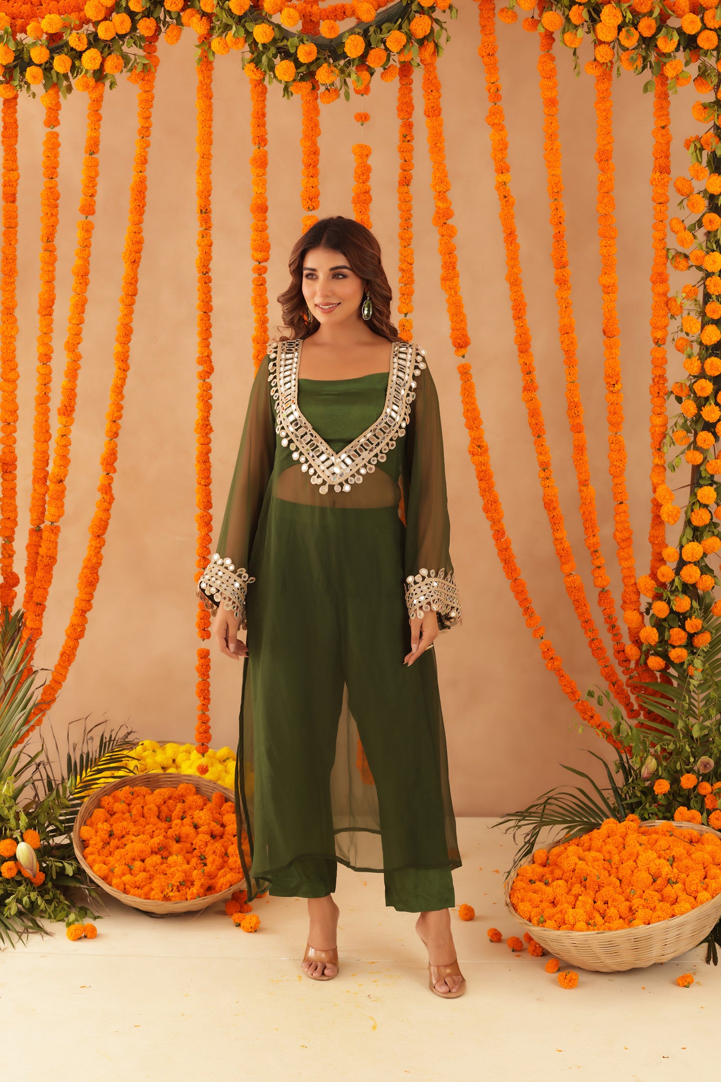 NIDA GREEN MIRROR LACE WORK FUSION SET