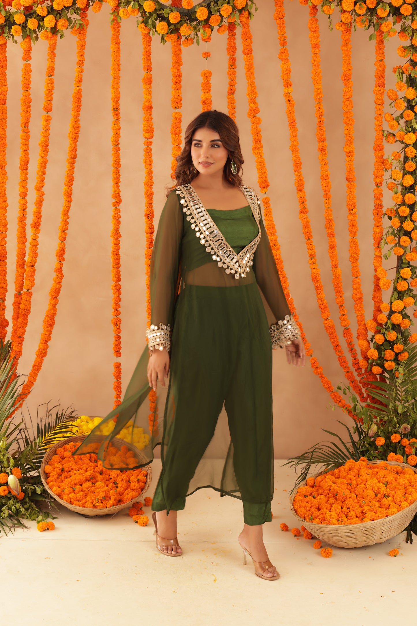 NIDA GREEN MIRROR LACE WORK FUSION SET