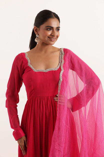 ISHITA MAGENTA PINK TIERED ANARKALI SET