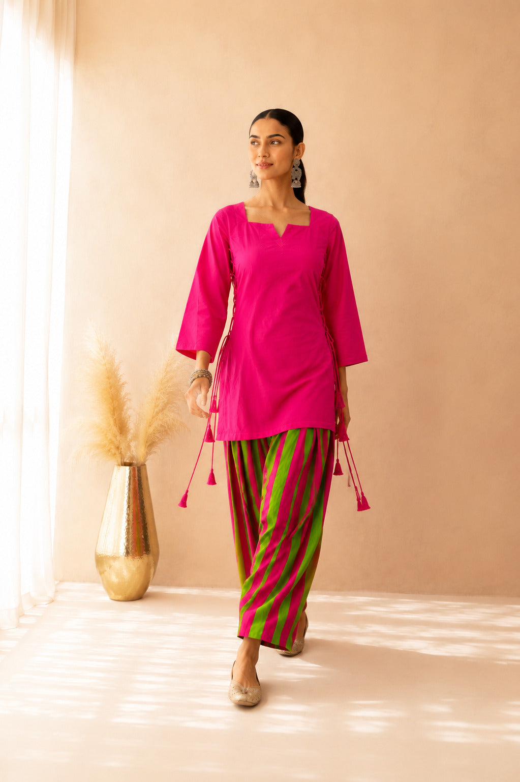 AYAH MAGENTA COTTON DETAILED FARSHI SET