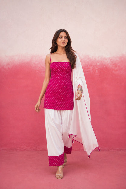 ASMIKA PINK GEORGETTE MOTHRA FARSHI SET
