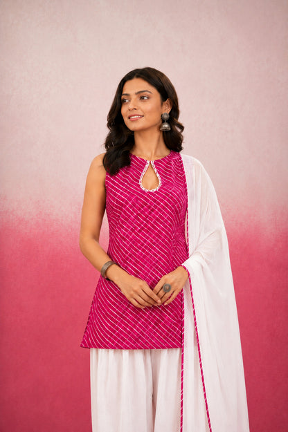 ARUNIKA PINK MOTHRA FARSHI SET