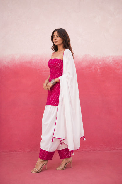 ASMIKA PINK GEORGETTE MOTHRA FARSHI SET