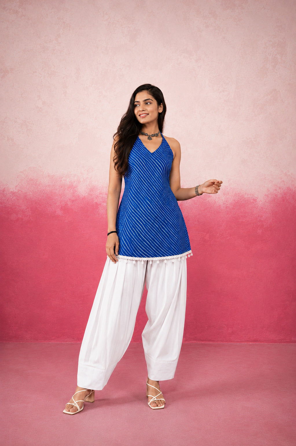 RIDHI ROYAL BLUE HALTER LEHERIYA FARSHI SET