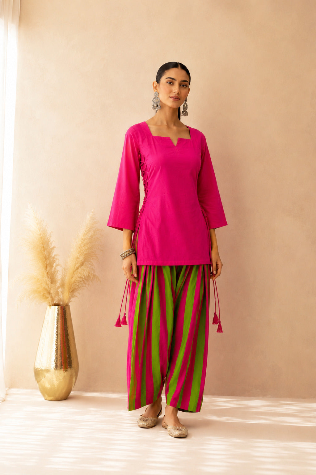 AYAH MAGENTA COTTON DETAILED FARSHI SET