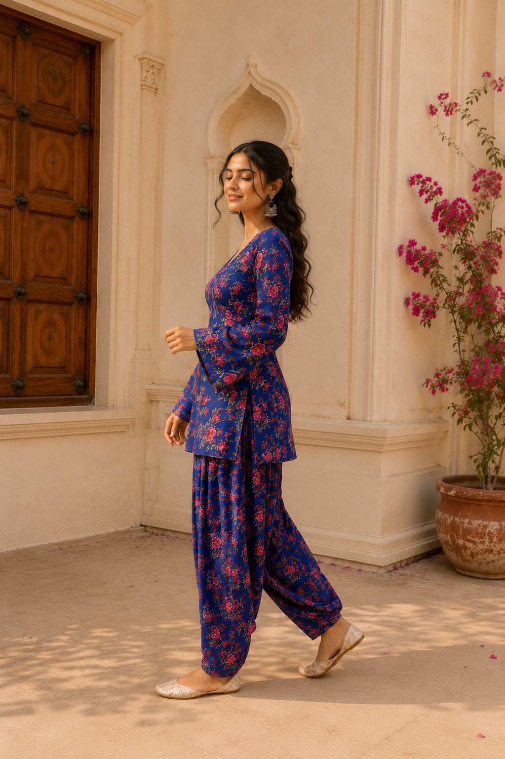 RUBINA BLUE FLORAL FARSHI SET