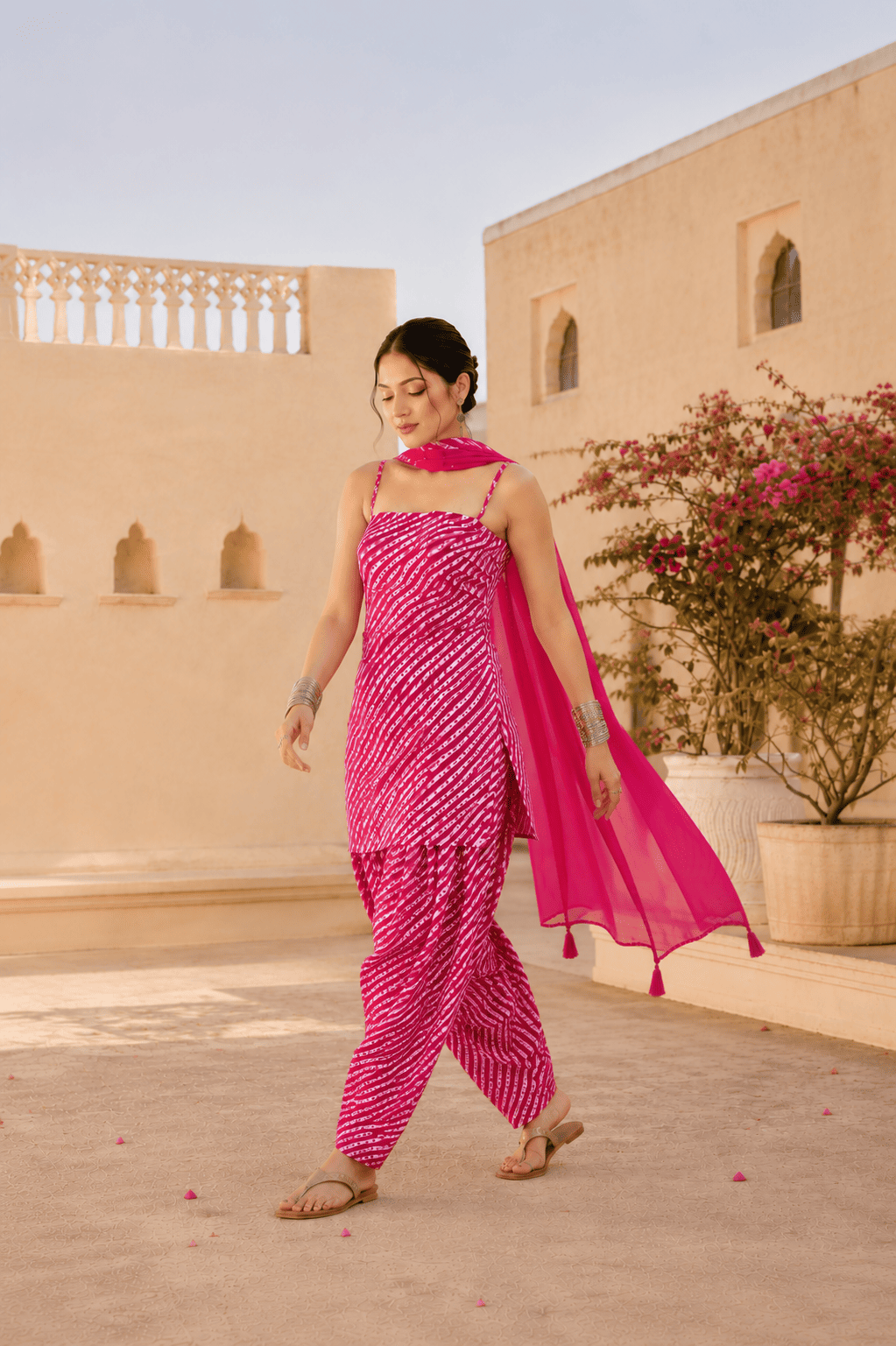 KANIKA PINK LEHERIYA FARSHI SET