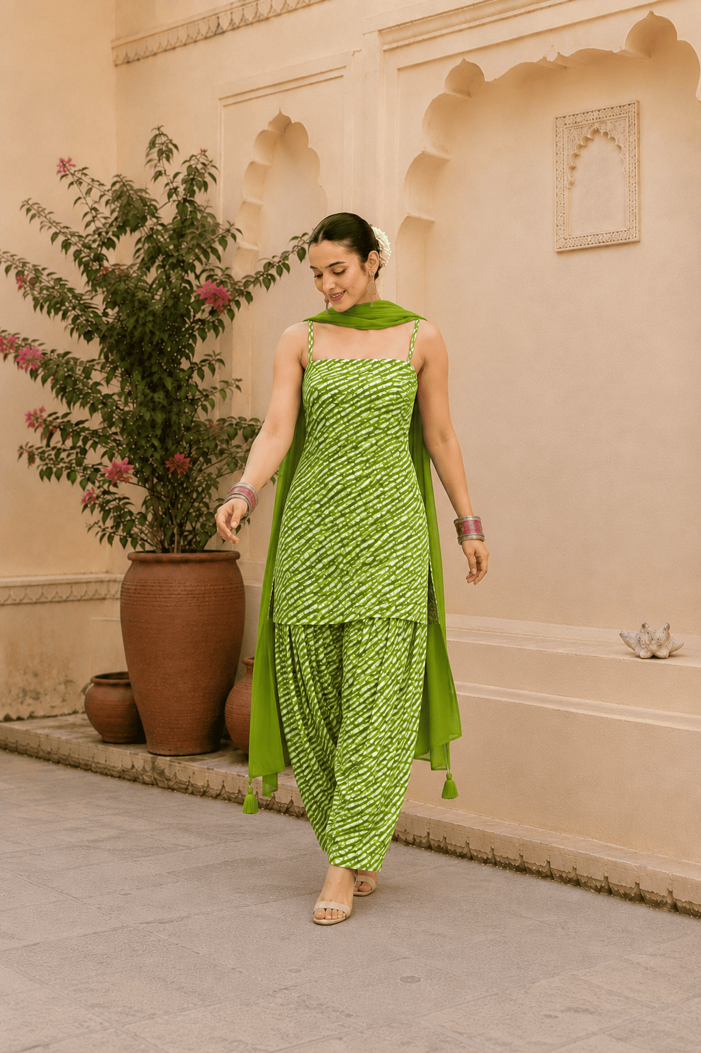SHAHEEN GREEN LEHERIYA FARSHI SET