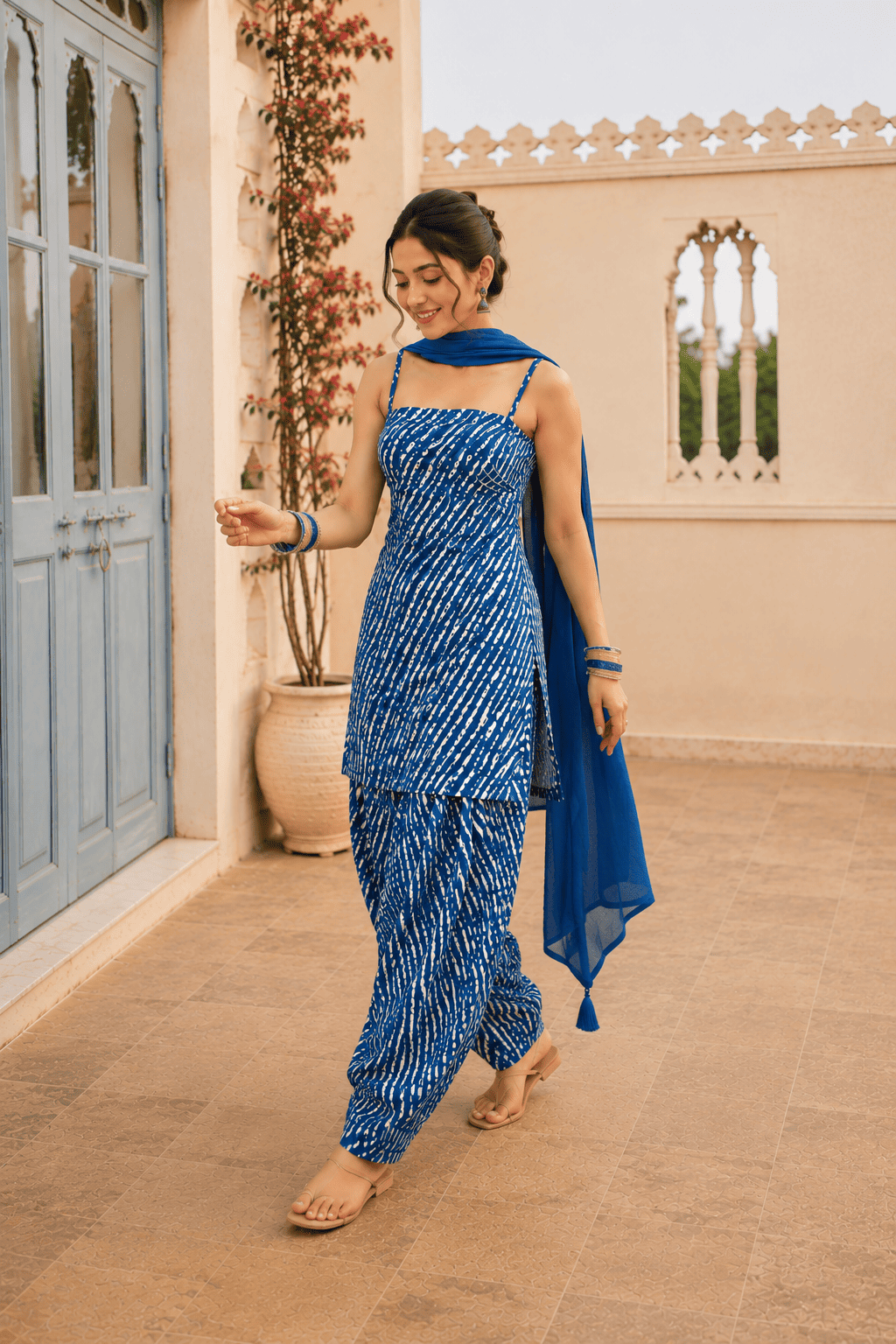 KHUSHI BLUE LEHERIYA FARSHI SET