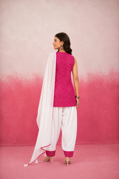 ARUNIKA PINK MOTHRA FARSHI SET