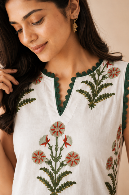 EHSARA WHITE BLOCK PRINTED FARSHI SET