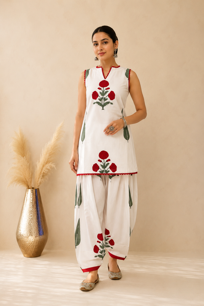 SADIA WHITE BLOCK PRINTED FARSHI SET