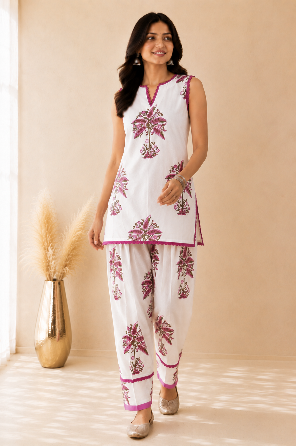 NAFISA WHITE BLOCK PRINTED FARSHI SET