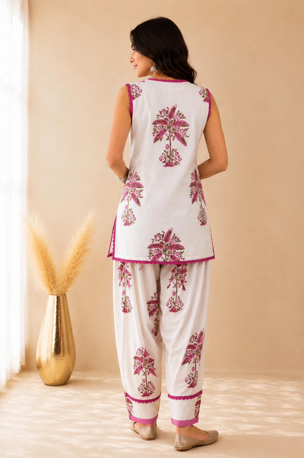 NAFISA WHITE BLOCK PRINTED FARSHI SET