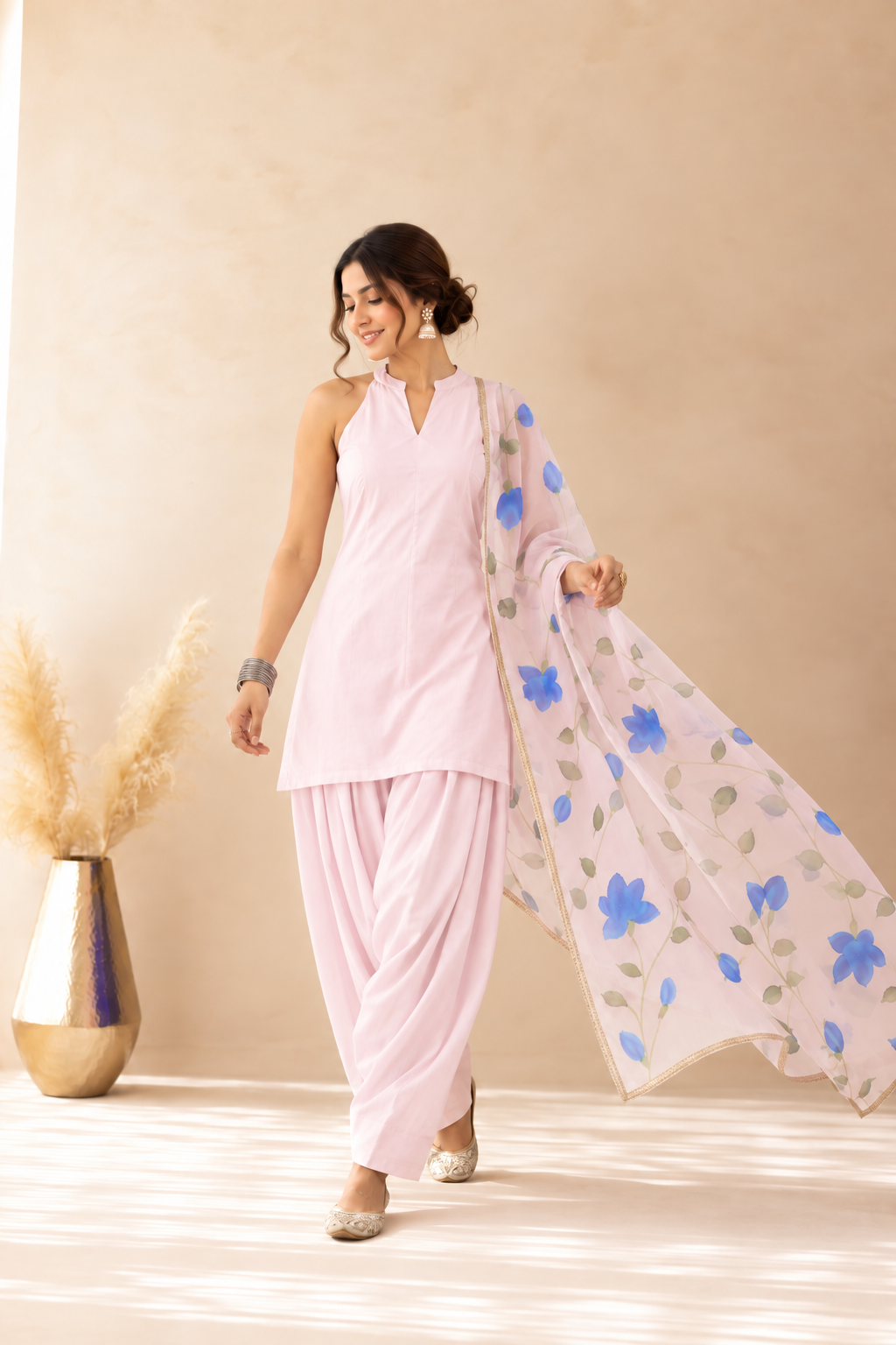 SAIMA PASTEL PINK HANDPAINTED DUPATTA FARSHI SET