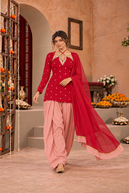 HAMNA RED BLUSH PINK EMBELLISHED FARSHI SET