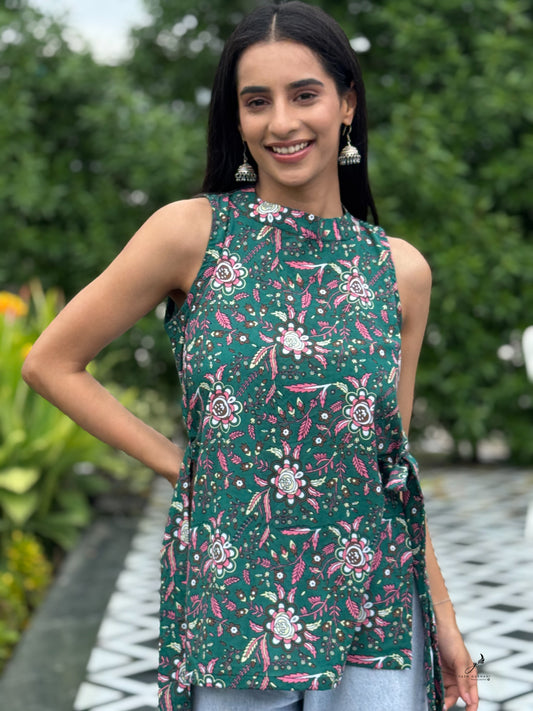ANVIKA GREEN COTTON SIDE KNOTS SHORT KURTI