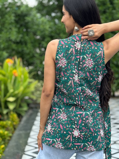 ANVIKA GREEN COTTON SIDE KNOTS SHORT KURTI