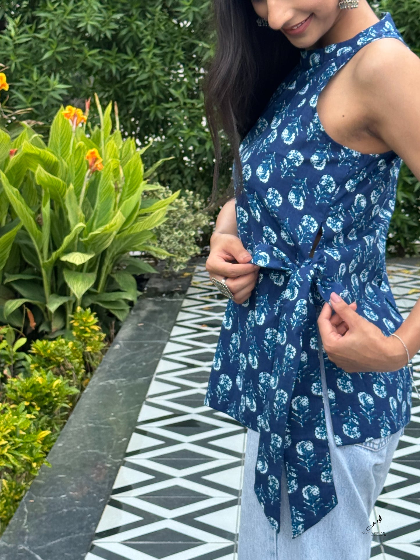 KUSUMITA INDIGO BLUE COTTON SIDE KNOTS SHORT KURTI