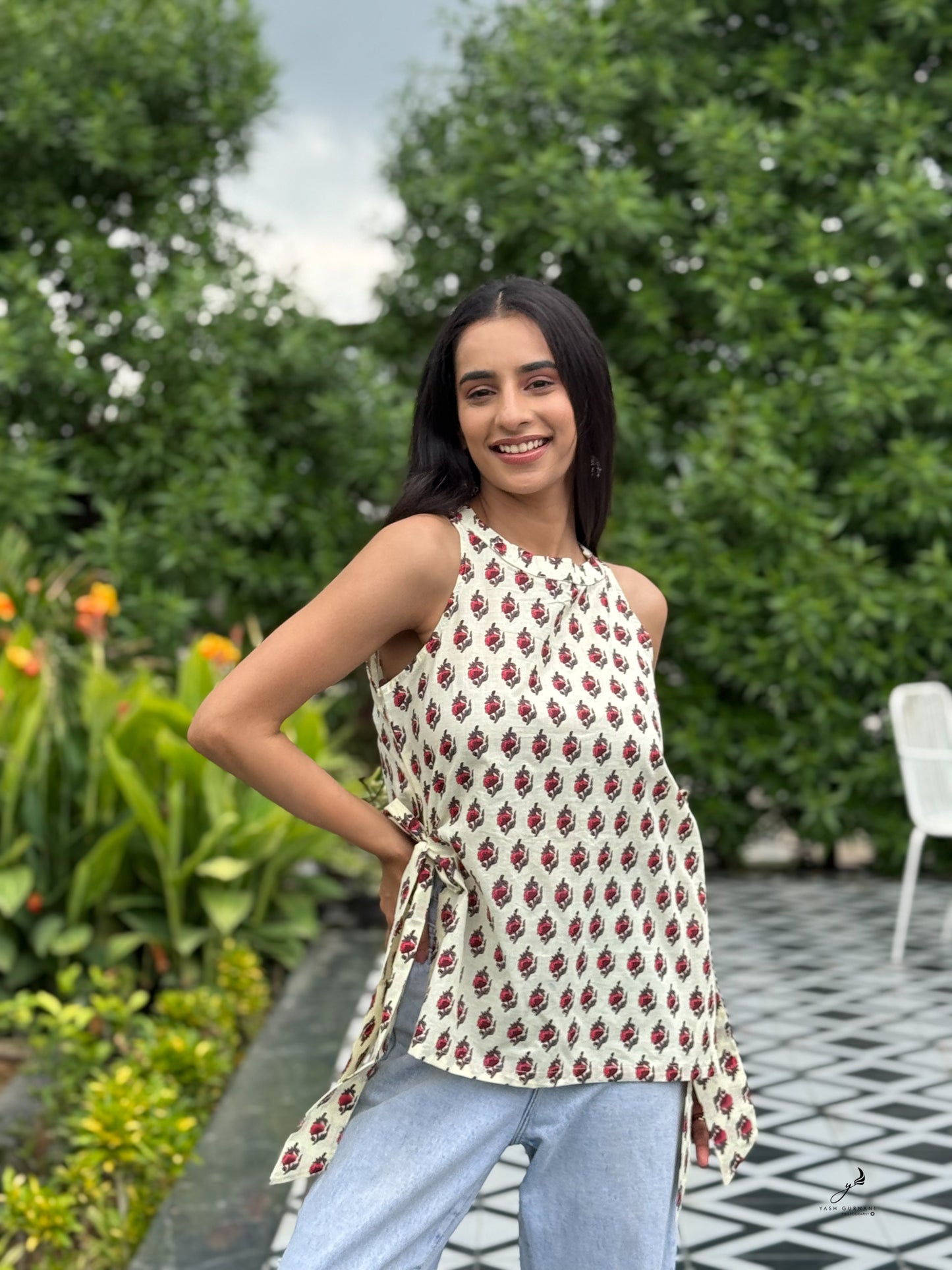 CHARITA COTTON FLORAL MOTIF SIDE KNOTS SHORT KURTI