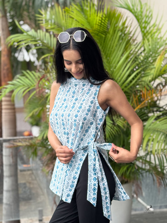 AARVIKA COTTON SIDE KNOTS SHORT KURTI