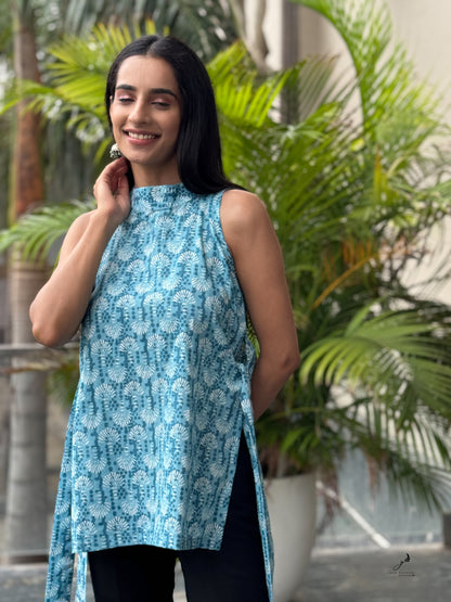 ISIRA COTTON BLUE SIDE KNOTS SHORT KURTI