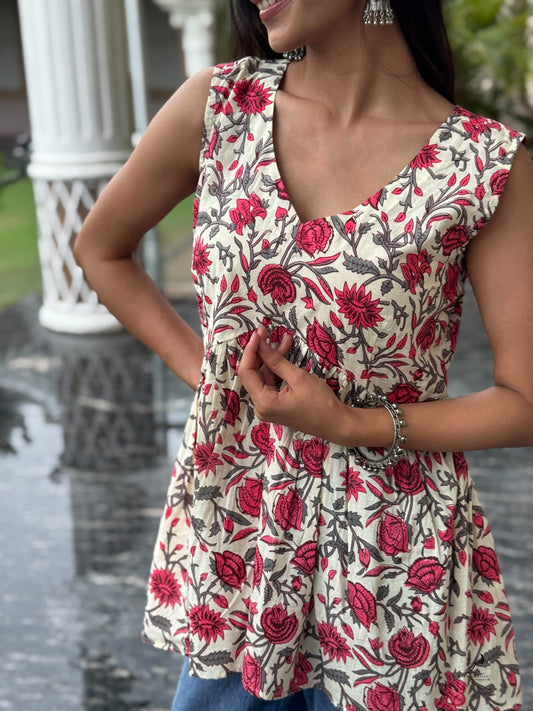 DIANTHA COTTON WHITE FLORAL SLEEVELESS SHORT KURTI