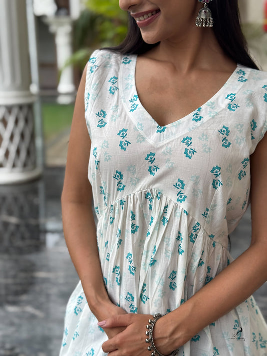 DIVIRA COTTON FLORAL SLEEVELESS SHORT KURTI
