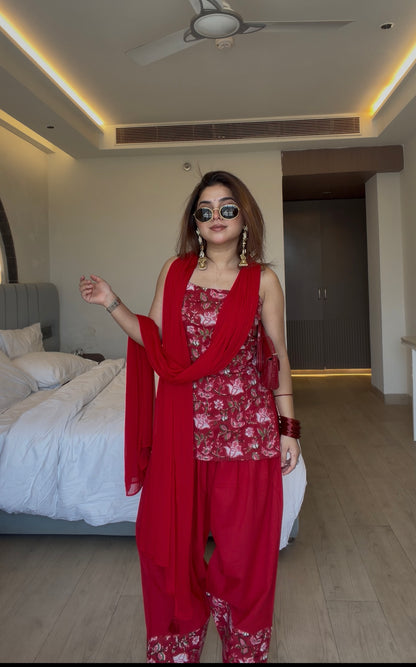 RUKHSAR RED FLORAL FARSHI SET WITH DUPATTA
