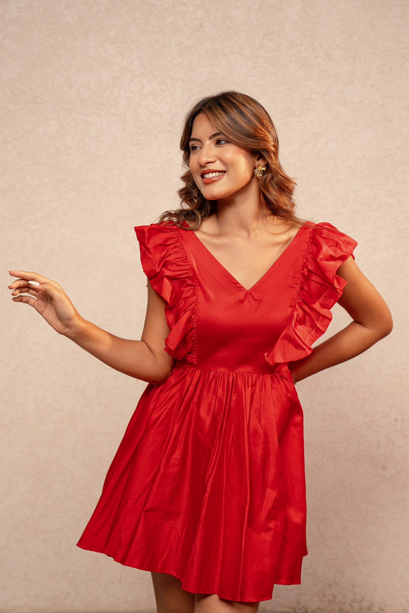 NIMI RED RUFFLED SLEEVES SHORT DRESS