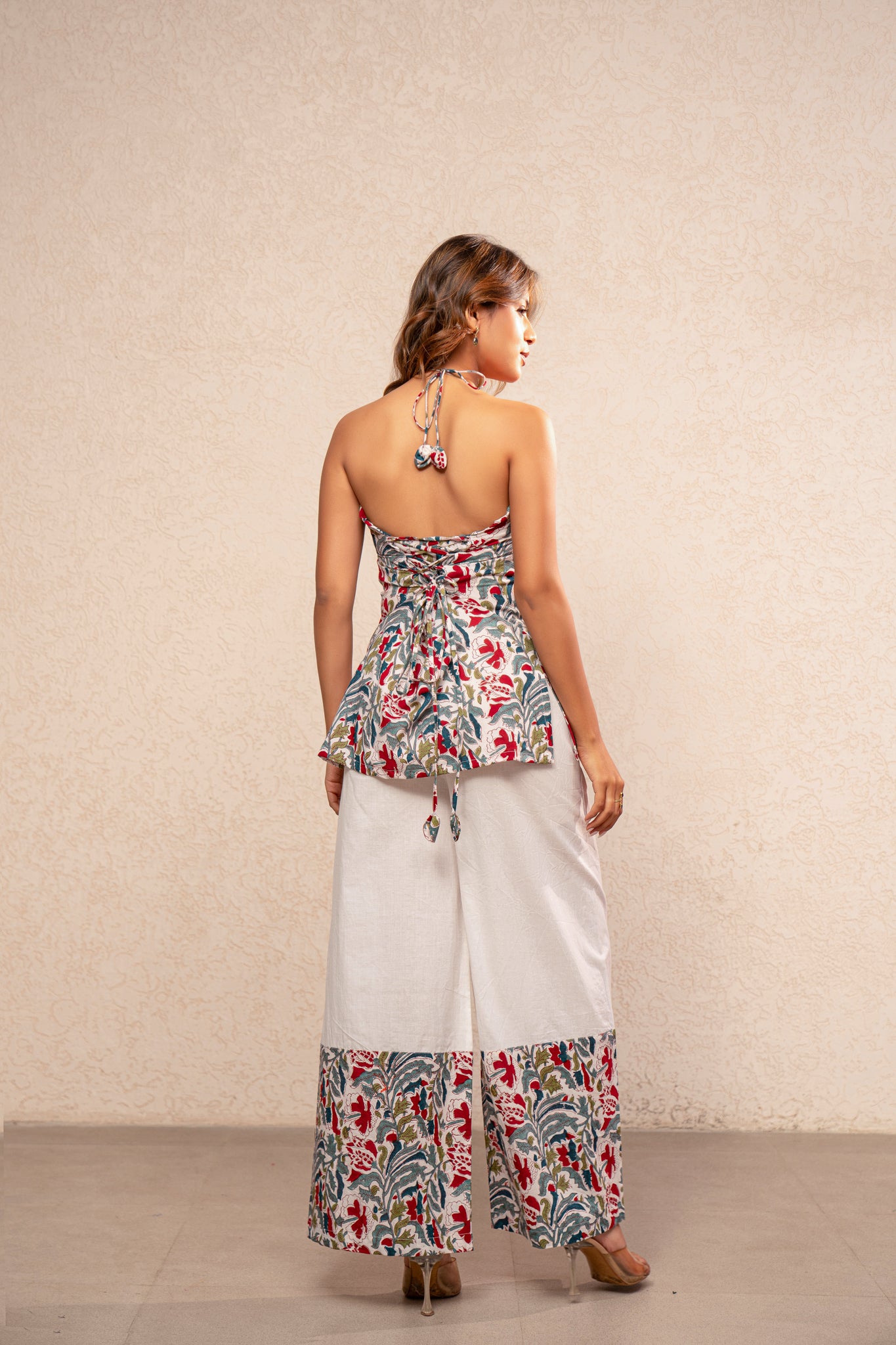 ISHIRA WHITE COTTON HALTER NECK COORD SET