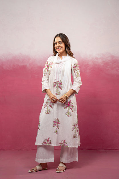 TRIVAYA WHITE KURTA SET WITH SCARF