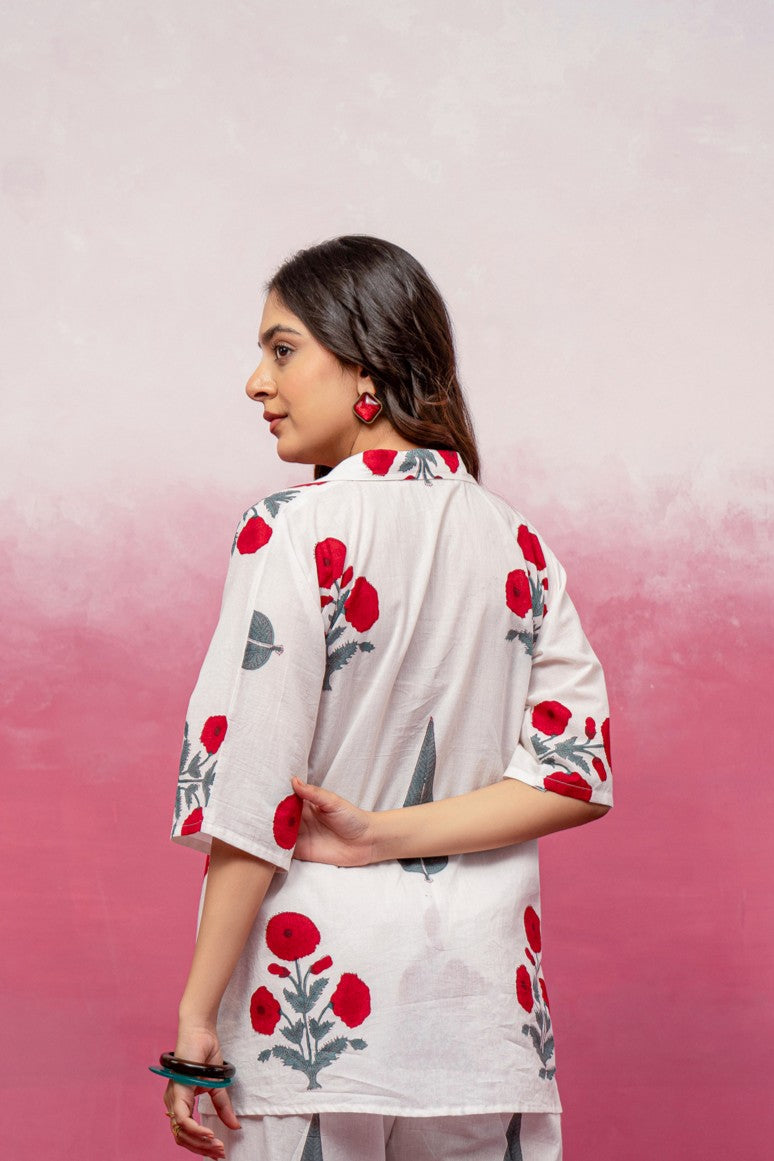 VASIKA WHITE FLORAL COLLAR TOP