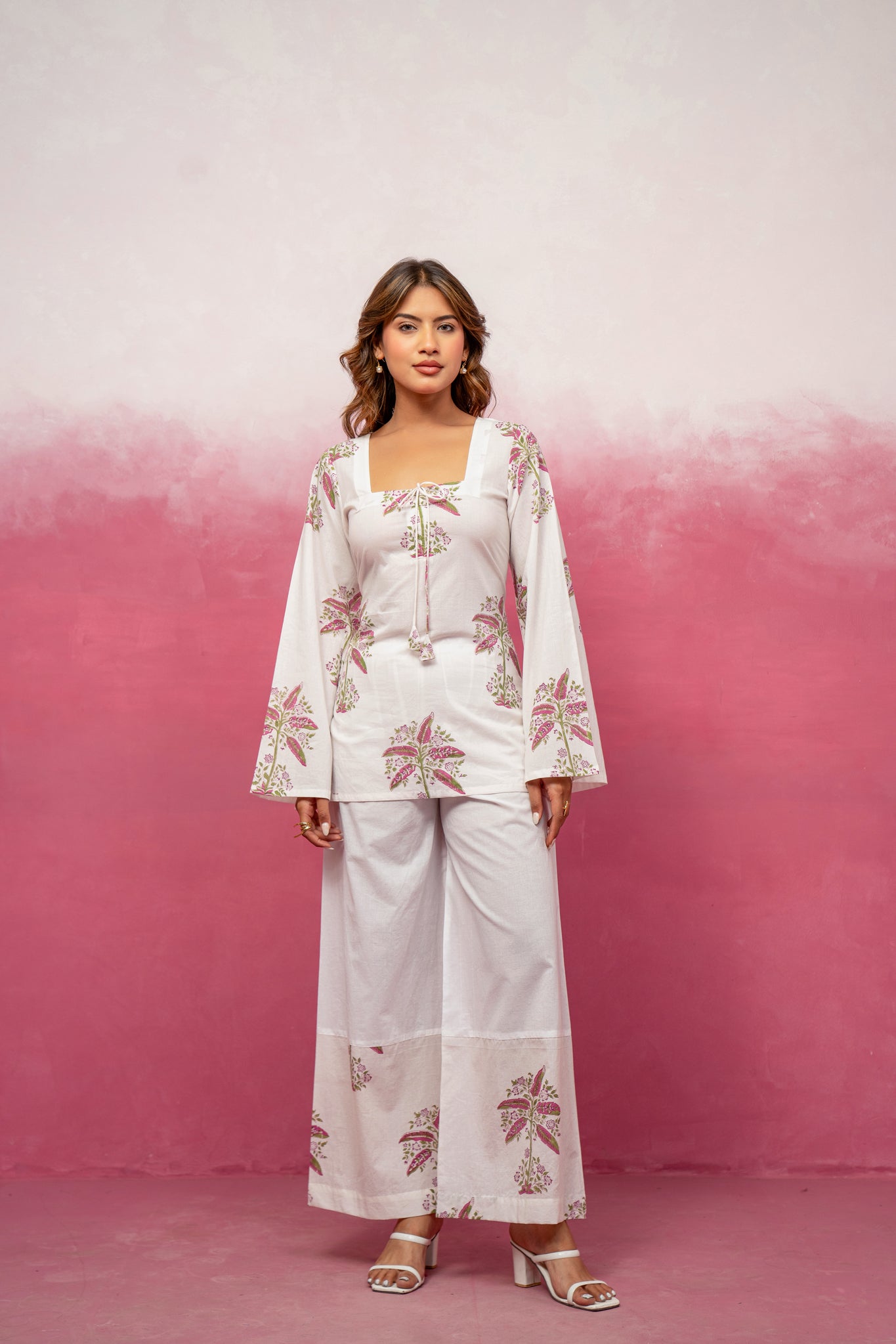 KASHI WHITE CORSET KURTI COORD SET