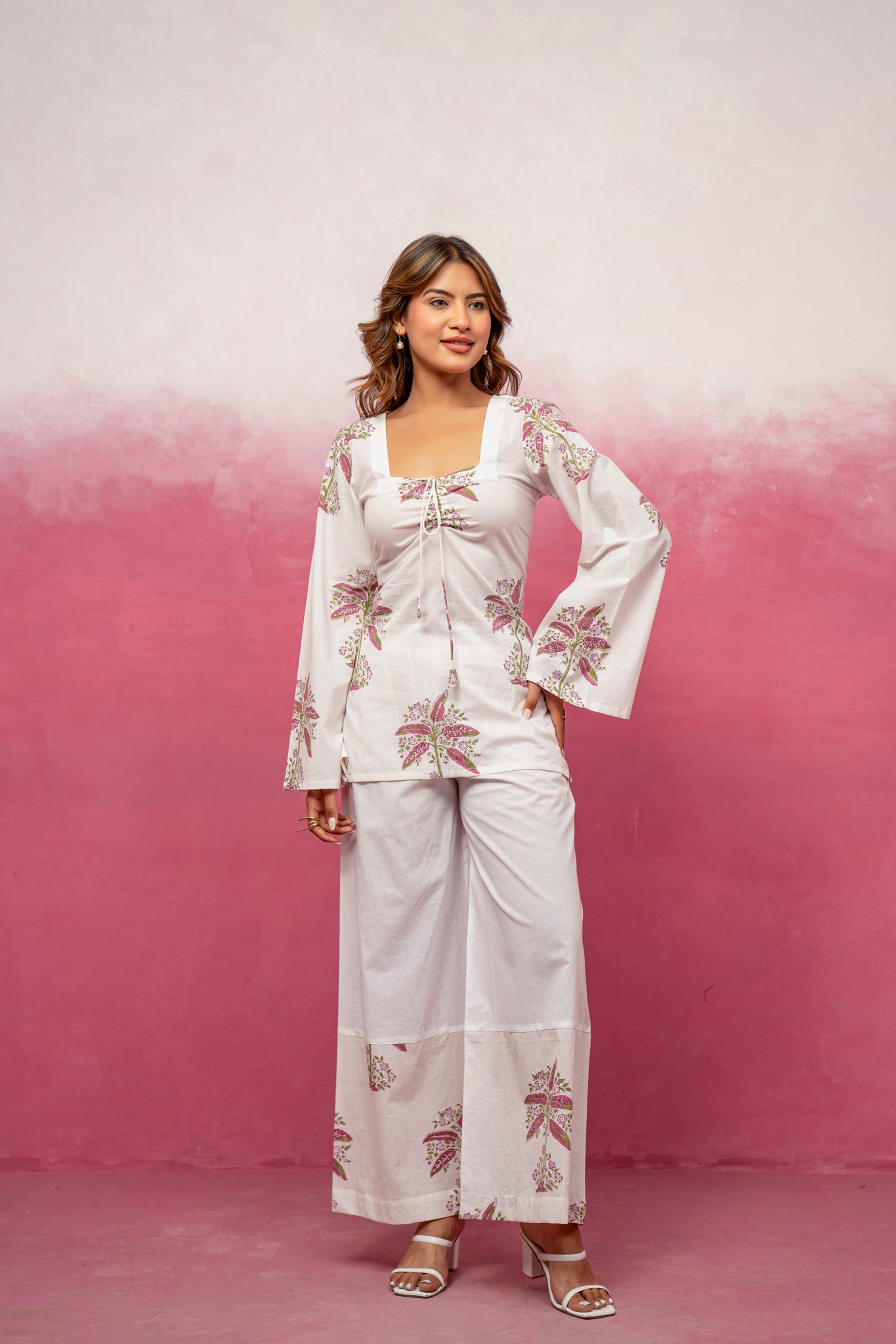 KASHI WHITE CORSET KURTI COORD SET