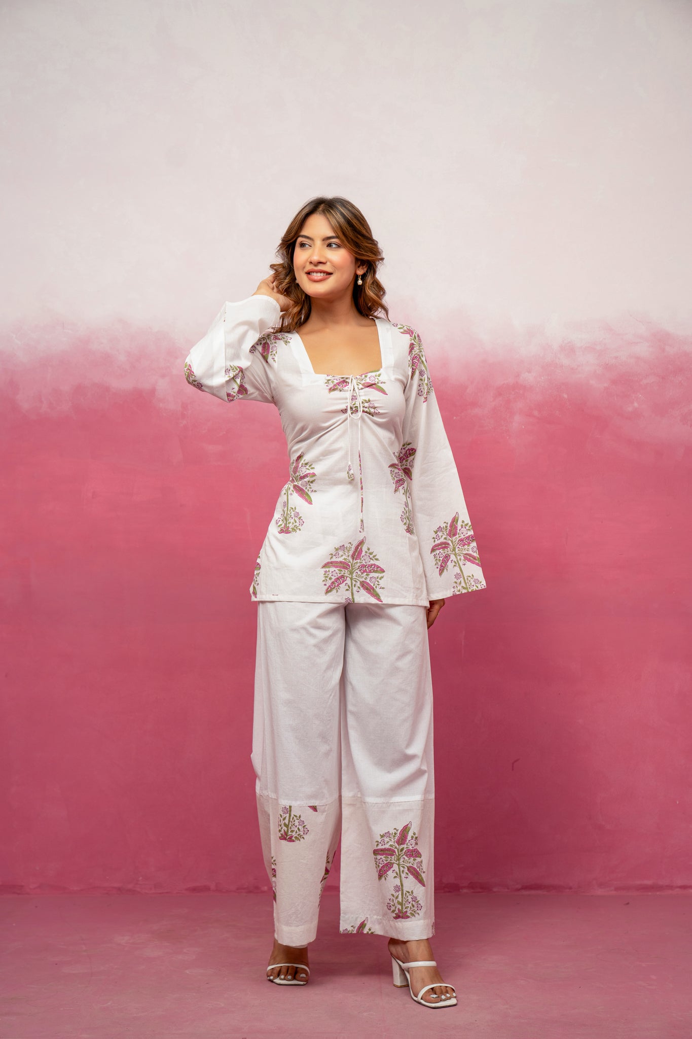 KASHI WHITE CORSET KURTI COORD SET