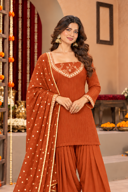 PARINEETI LUREX FUSION RUST FARSHI SET