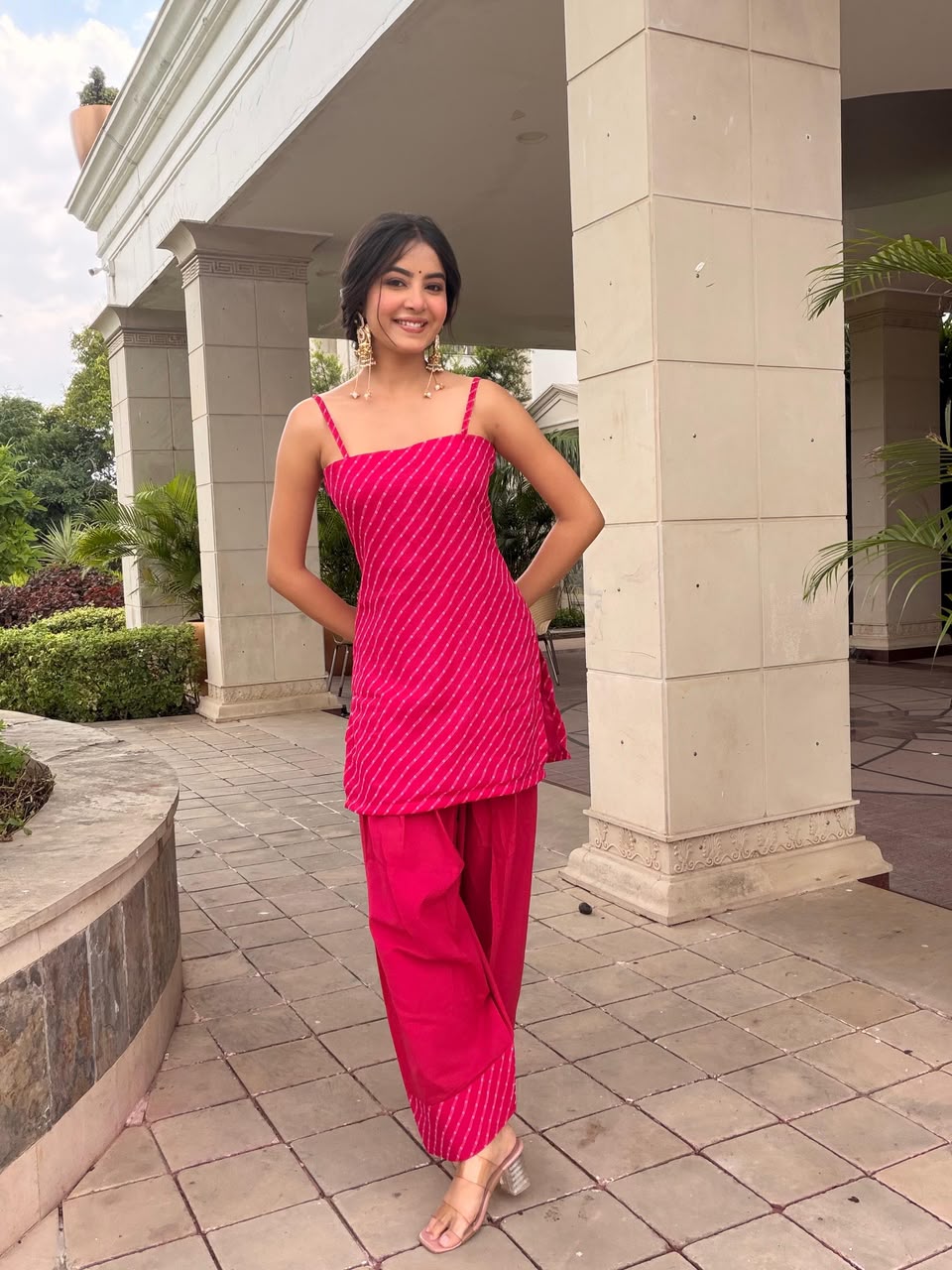 PRANIKA PINK MOTHRA GEORGETTE FARSHI SET